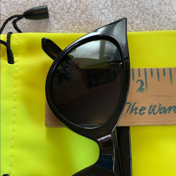 💥New💥 Leopard Cat Eye Sunglasses - Picture 6 of 6